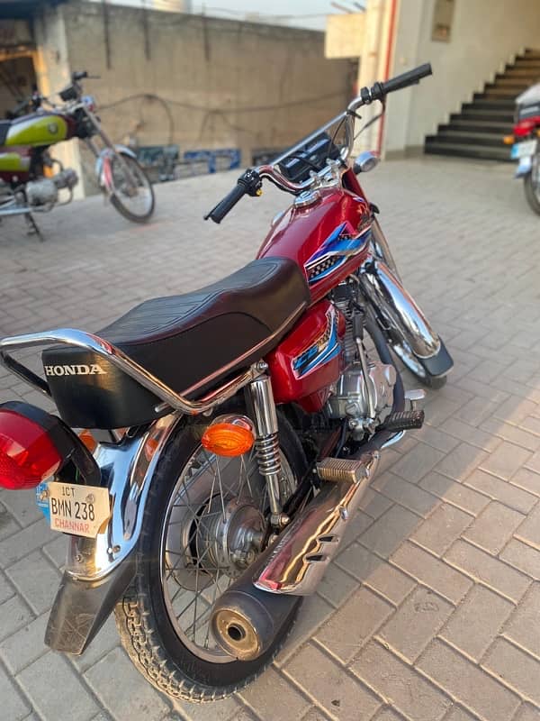 Honda 125 Red Color 2021 Model 11