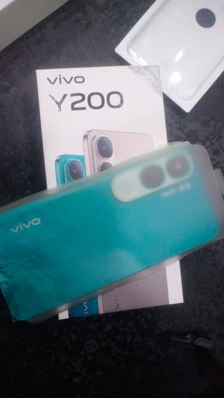 vivo model y200 h 0