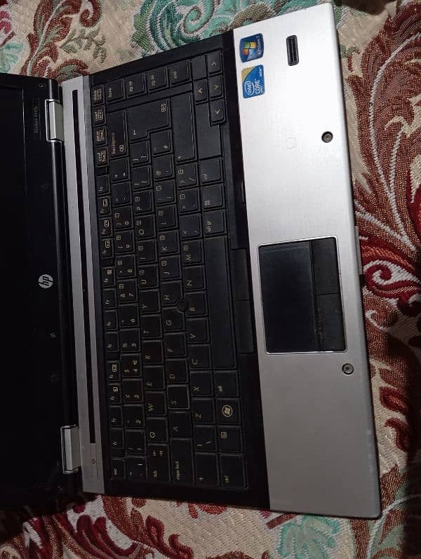 laptop hp 8440pi 2