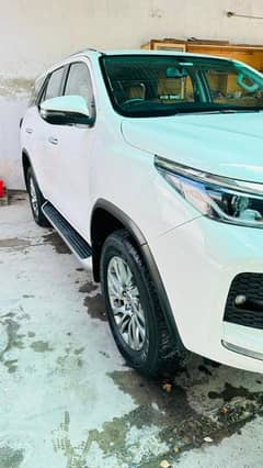 Toyota Fortuner V 2021