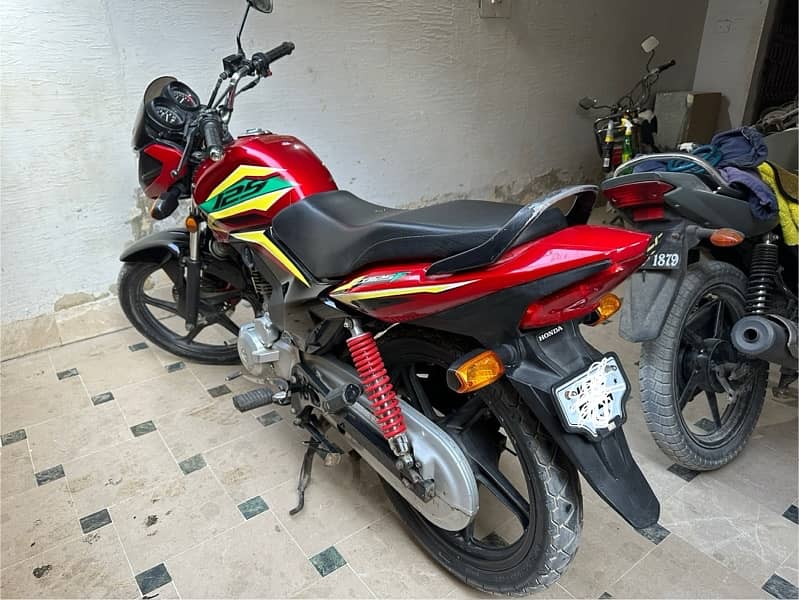 Honda CB 125f 2022 1