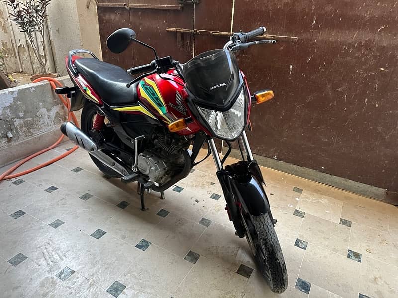 Honda CB 125f 2022 6