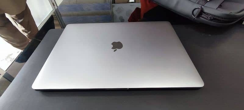 MacBook pro for sale 2