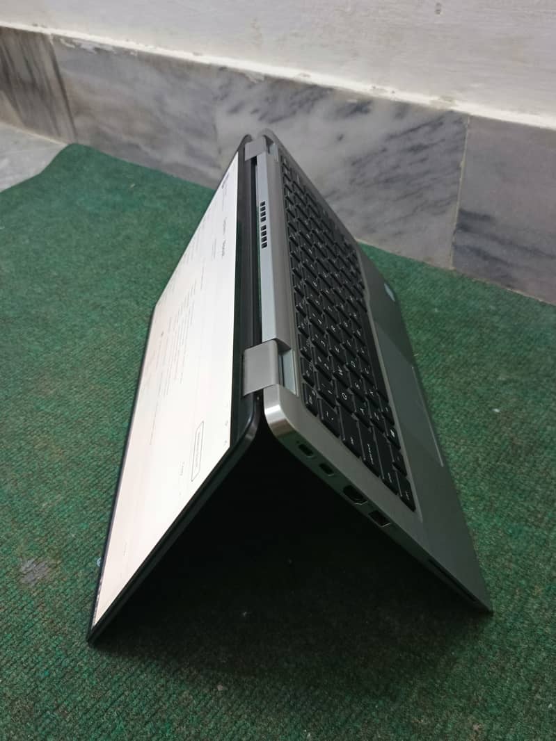 Dell Latitude 7400 2-in-1 (i5 8th Generation) 10