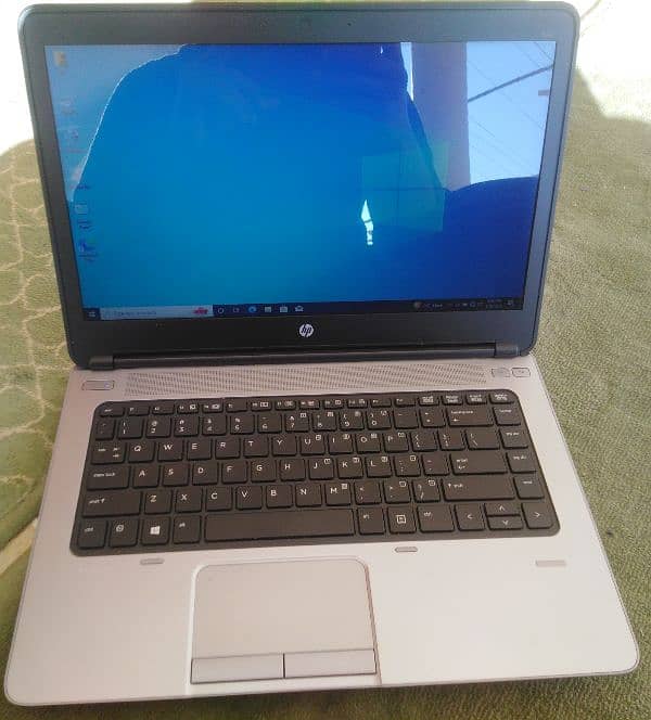 Hp i-5 4th generation 1