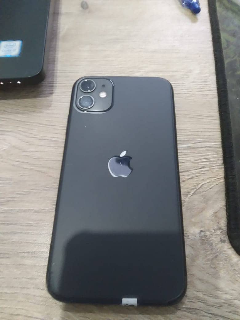 Apple iPhone 11 Like New 0