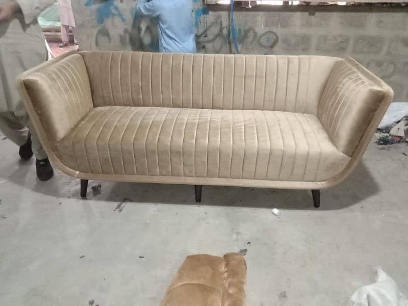 7 Seater sofa New with 12 year warranty foam 3