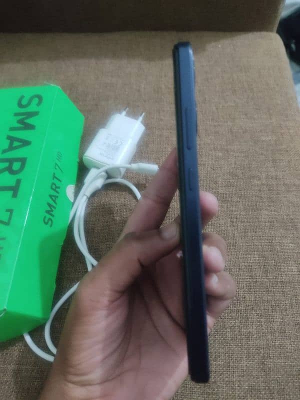 INFINIX SMART 7 HD 2+2 / 64 10