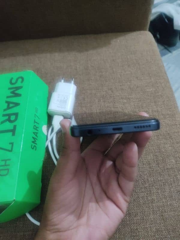 INFINIX SMART 7 HD 2+2 / 64 11