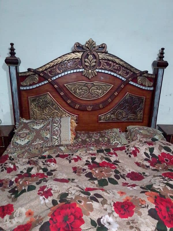 D/bed with side tables,Dressing table,Safe almari,Barton wali almari 0