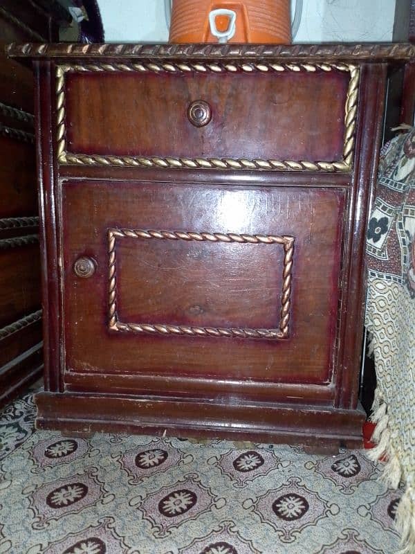 D/bed with side tables,Dressing table,Safe almari,Barton wali almari 1