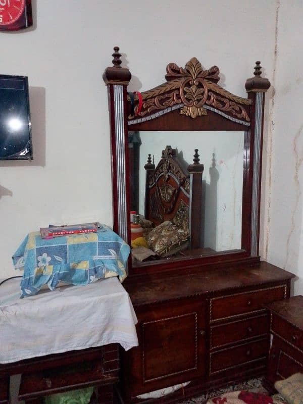 D/bed with side tables,Dressing table,Safe almari,Barton wali almari 2