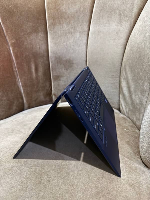 HP Elite Dragonfly G2 intel Core I5-11th gen 6