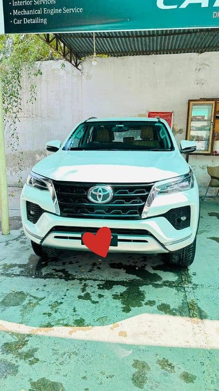 Fortuner V 2.7 Petrol 4