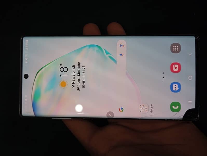 Samsung Note 10 + plus 11