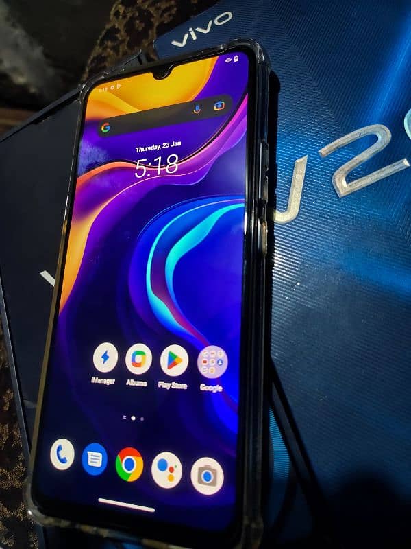 Vivo V20 4