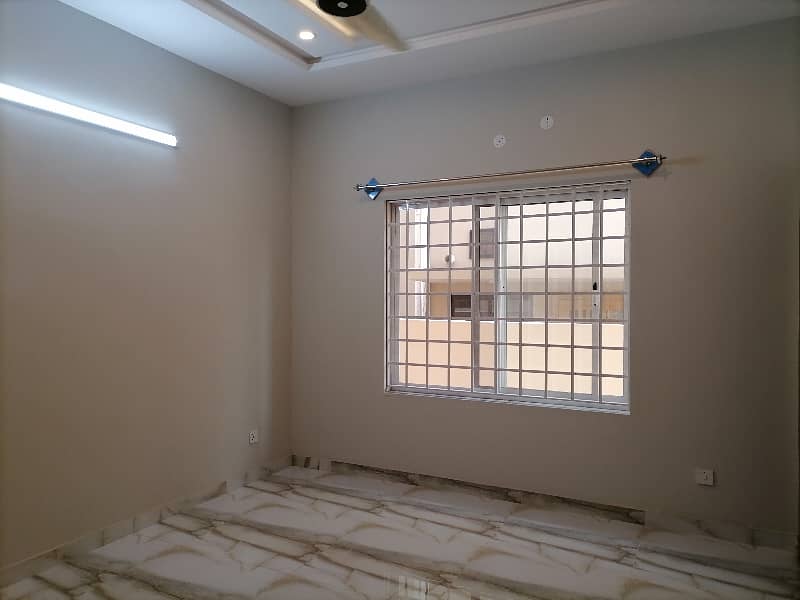 Pakistan Town - Phase 2 Lower Portion Sized 10 Marla For rent 0