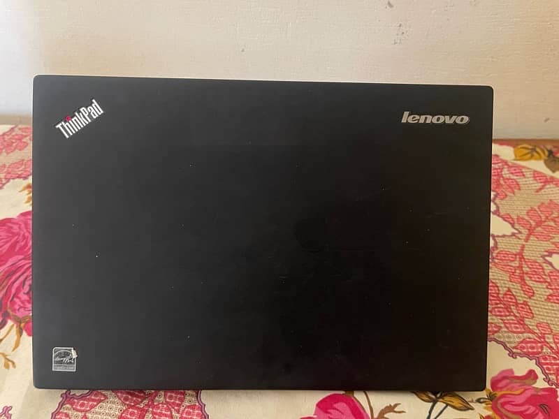 Lenovo Thinkpad C i3 - 5th Gen 4