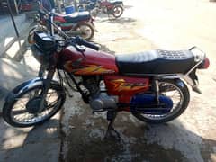 honda 125 red color