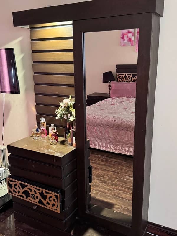 bedroom furniture 7