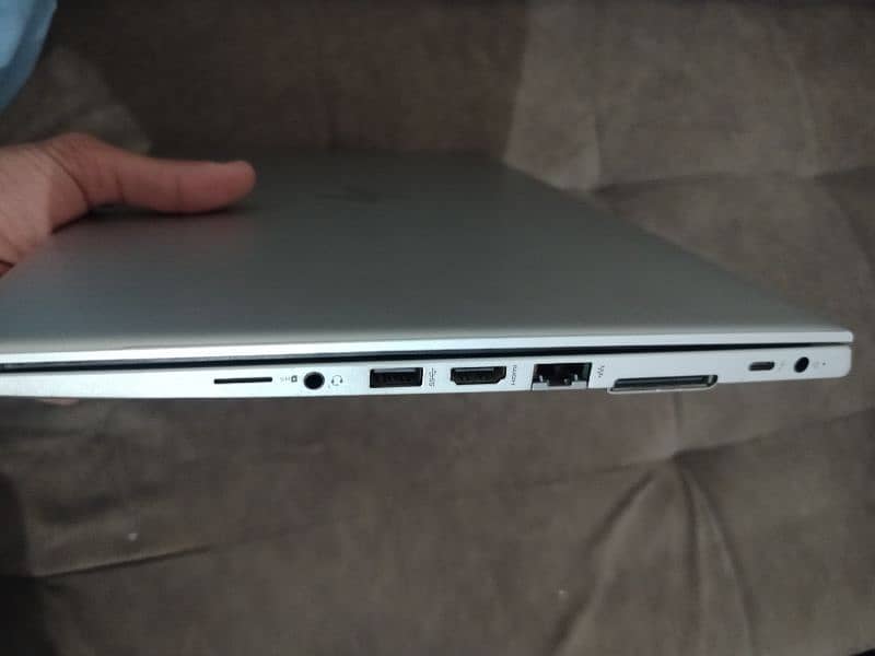 hp elitebook 840 g5 16x2 32gb ram 256 ssd 10/10 3