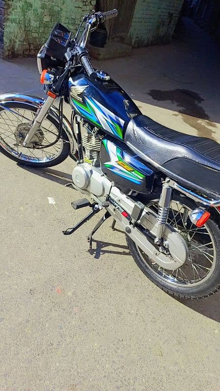 Honda CG 125 9