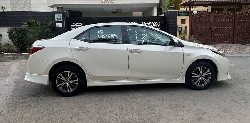 Toyota Corolla GLI 2019 6