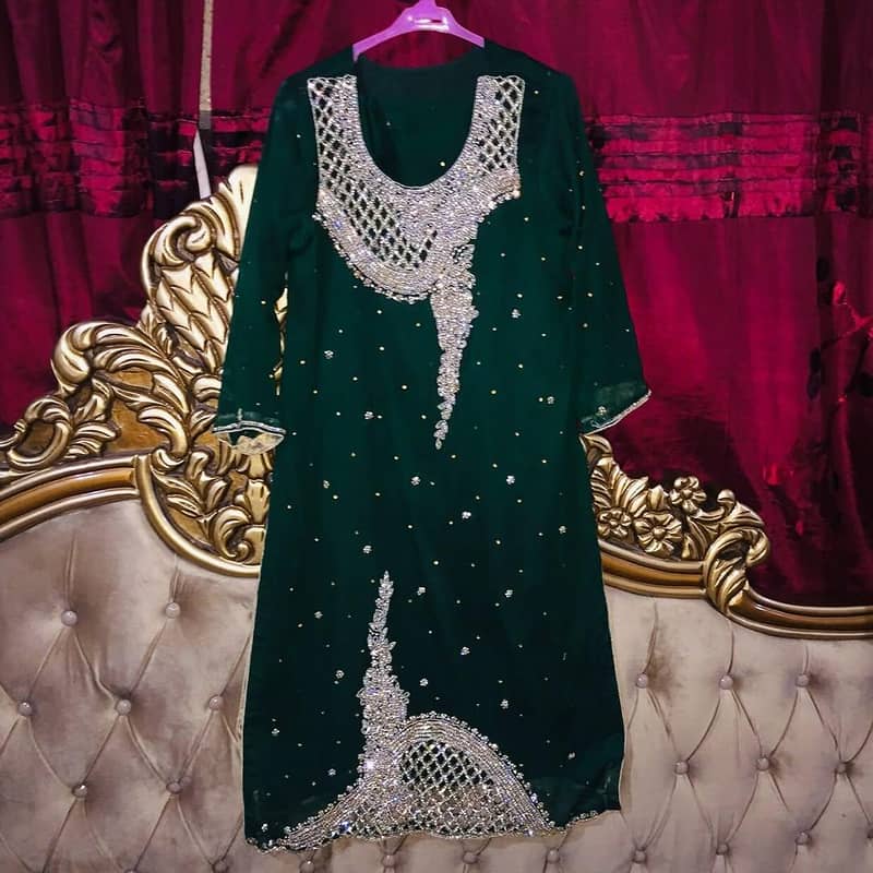 Party wear bottom green Crinkle Chiffon Suit 1