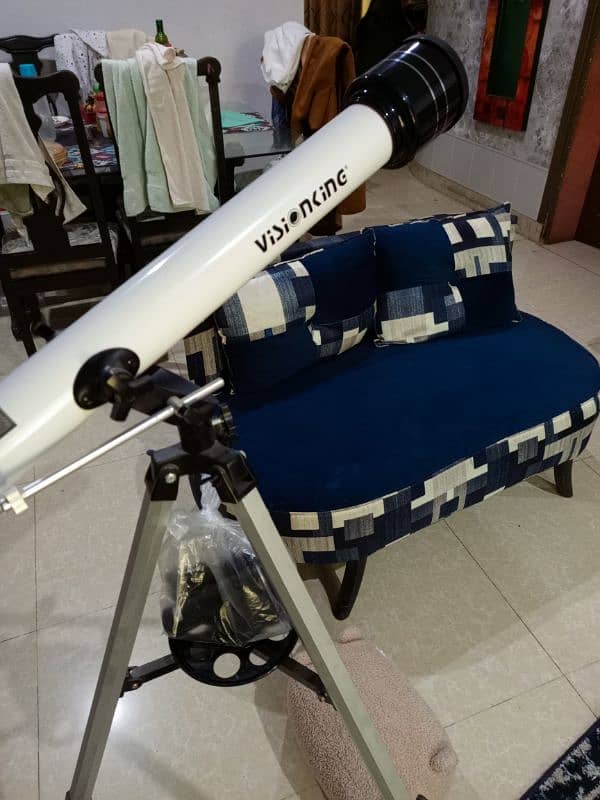 Telescope with mobile holder 0