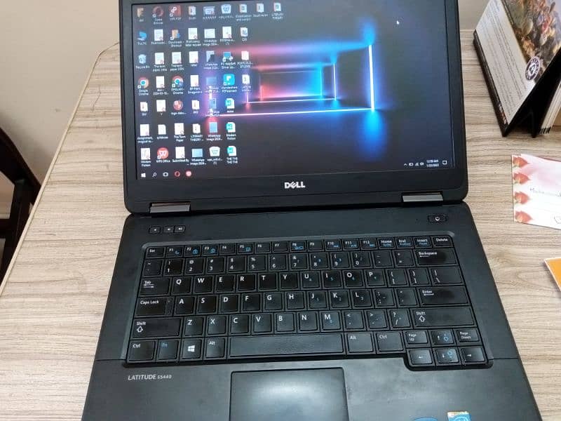 Dell Laptop 4