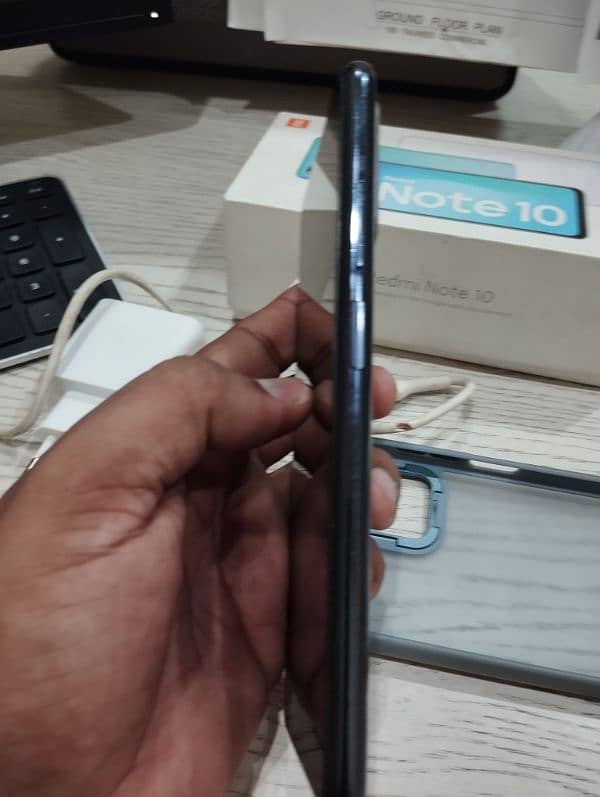 Redmi Note 10 4+2/128 3