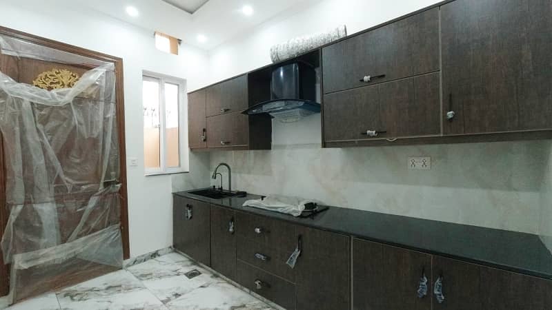 Corner House For sale In Lahore 10