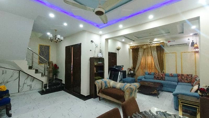 A Perfect Prime Location House Awaits You In Formanites Housing Scheme - Block N Lahore 5