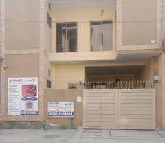 delight girls hostel leads university lahore