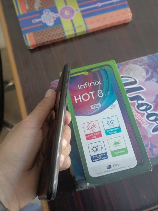 Infinix hot 8 lite 2