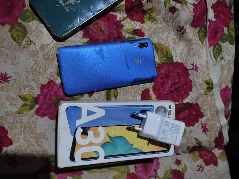 Samsung A30 With Box And Original Charger 3