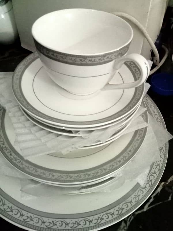 Tea set for sale 0