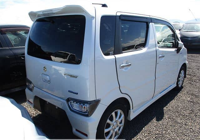 Suzuki Wagon R Stingray Hybrid X 2021 7