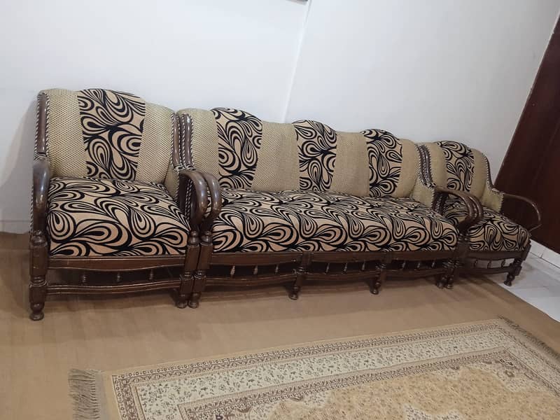 Excellent Condition 5 Seater Sofa Set 0