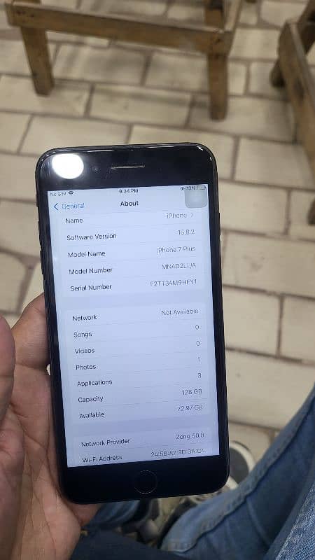 iPhone 7plus 128gb approved with box 2