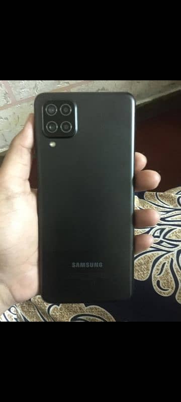 Samsung A12 4/64 With full box 0