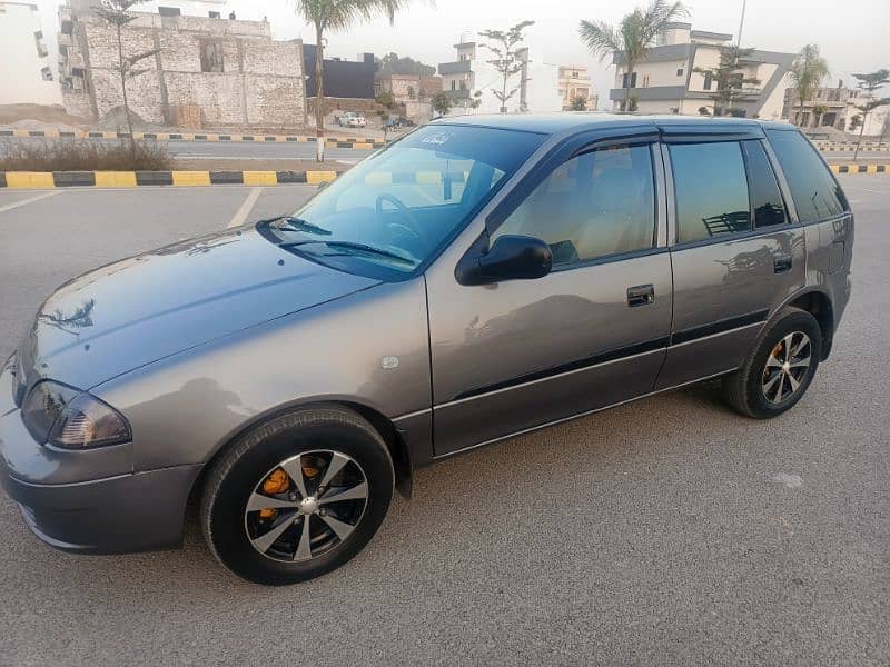 Suzuki Cultus 2009 6