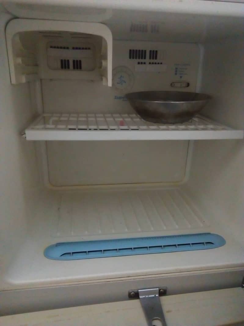 LG REFRIGRATOR (03408562889) 2