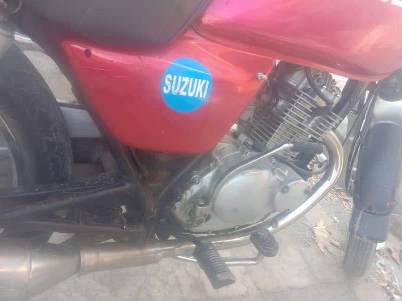 suzuki baik gs 125/ 03470004083 watsp 3