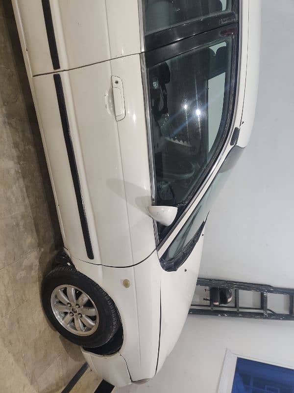 Suzuki Baleno 2004 14