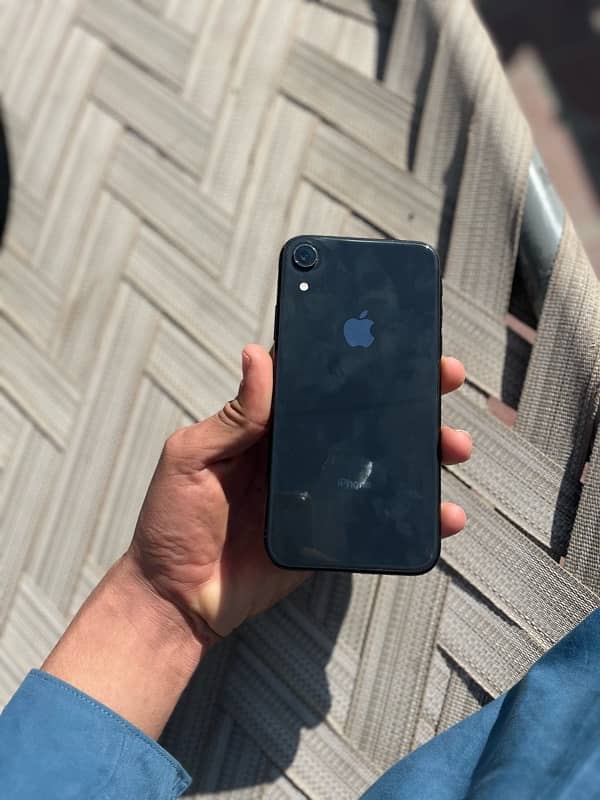 iPhone XR Brand new one Hand use Non PTA 1