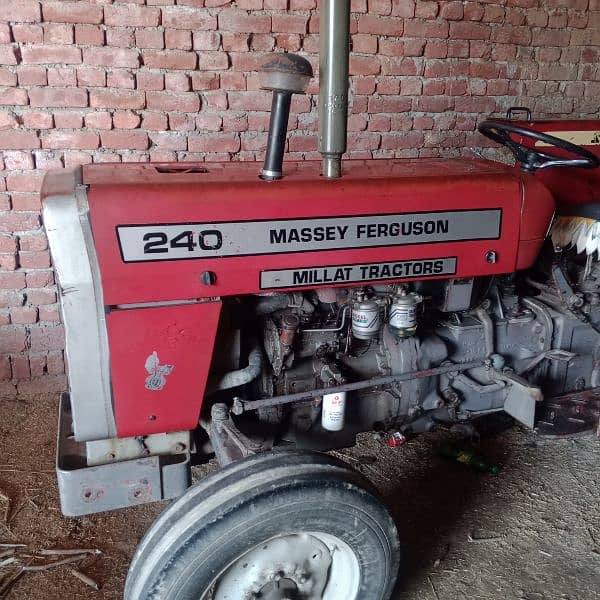 Massey Ferguson 240 3