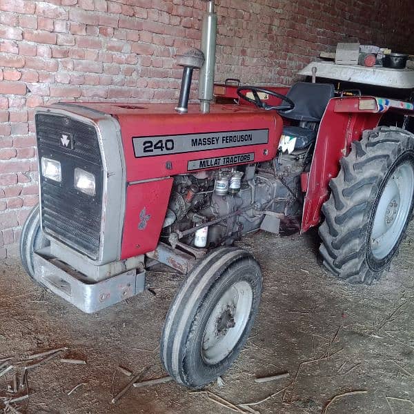 Massey Ferguson 240 4