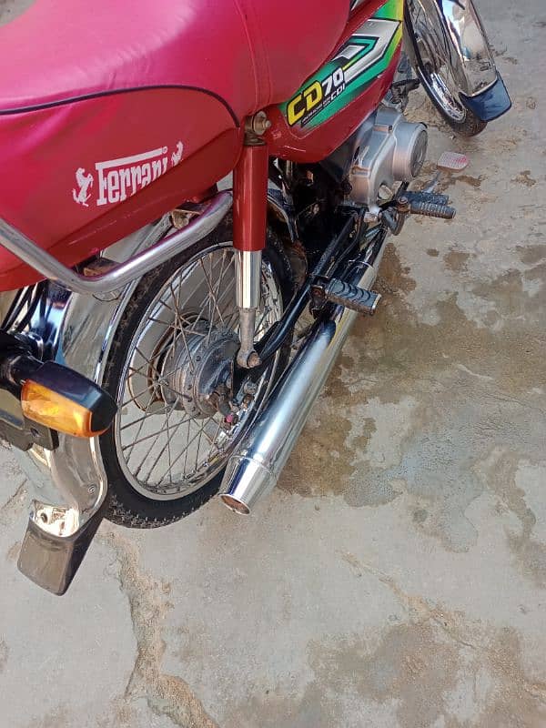 Honda CD 70 2023 4