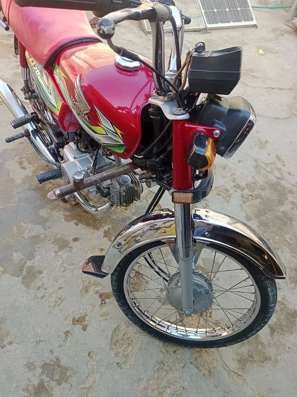 Honda CD 70 2023 5